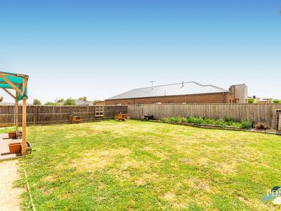 7 Laurence Way, Tarneit
