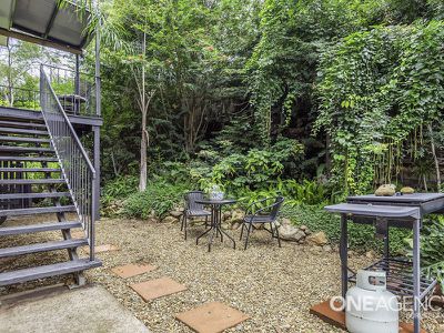 14 Megan St, Camira
