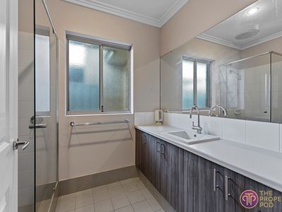 5 / 9 Parnell Way, Canning Vale