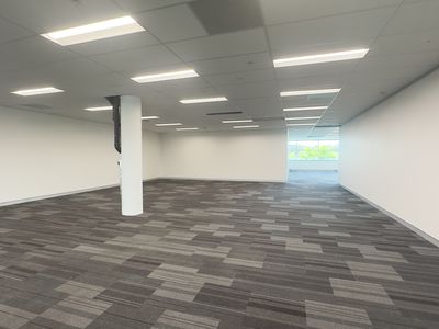 EQ2 / 70 Kent Street, Deakin