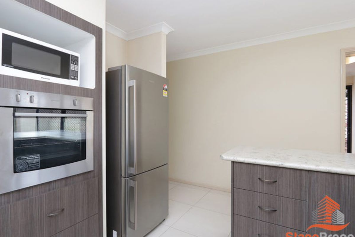 1 / 181 Manning Road, Bentley