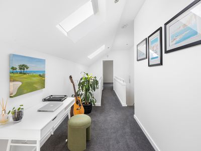 5 Oberon Way, Newport