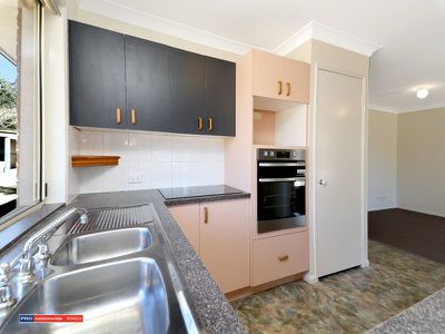 14 Macadamia Court, Walloon