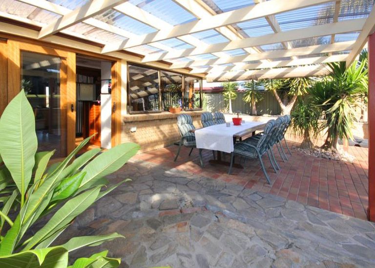 13 Quinvale Road, Hallett Cove