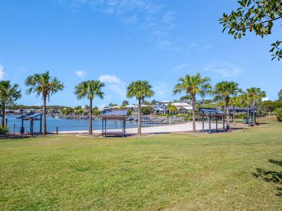 33 Impeccable Circuit, Coomera Waters