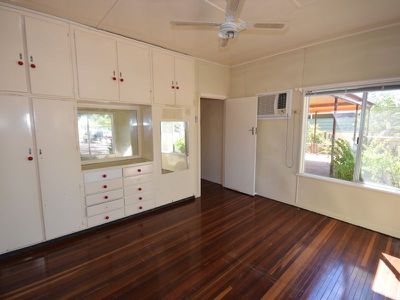 33 Crane Street, Longreach