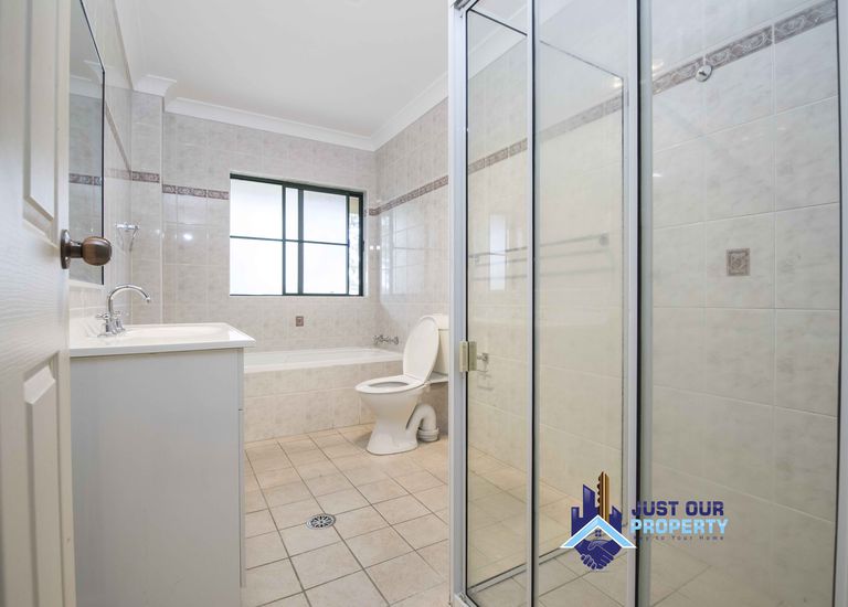 12 / 11-15 Cahors Rd, Padstow