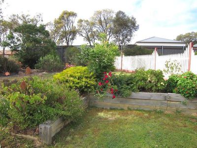 14 Muriel Street, Kangaroo Flat