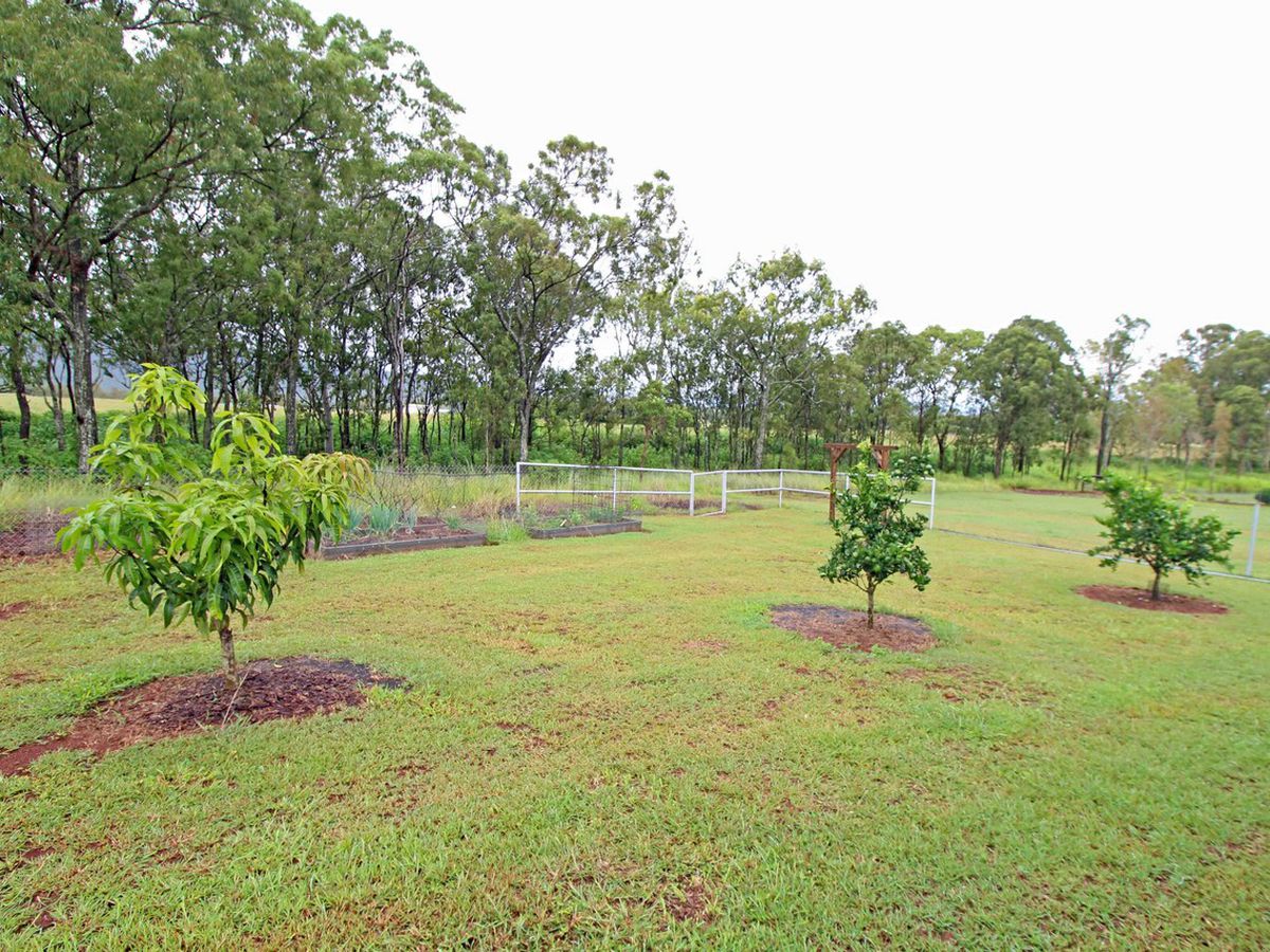 21 Moffat Drive, Tolga