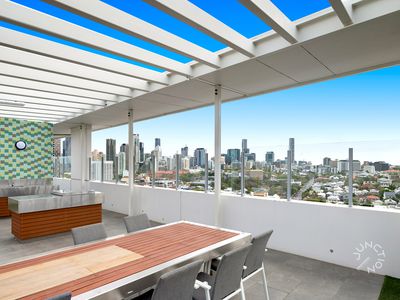 1709 / 338 Water Street, Fortitude Valley