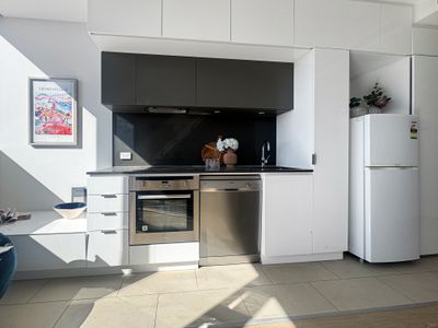 1401 / 555 Swasnton Street, Carlton