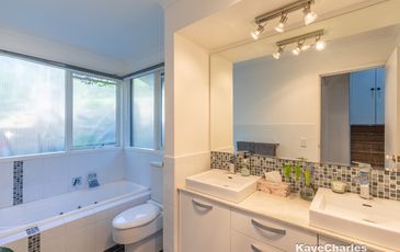 18 Brennan Avenue, Beaconsfield Upper