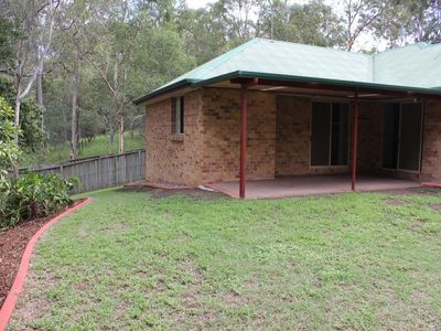 12 John Staines Cres, North Ipswich