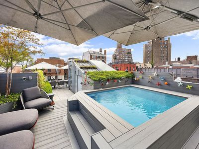 146 Waverly Place, New York, NY 10014, International