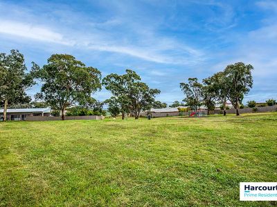 15 / McKenna Avenue, Yass