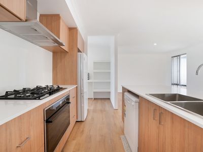 11 Salisbury Loop, Baldivis