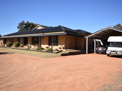 9 Old Homestead Drive, Dubbo