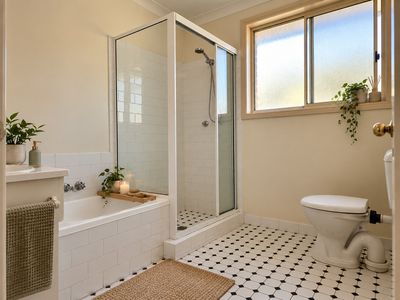 5 / 28 LAGOON STREET, Goulburn