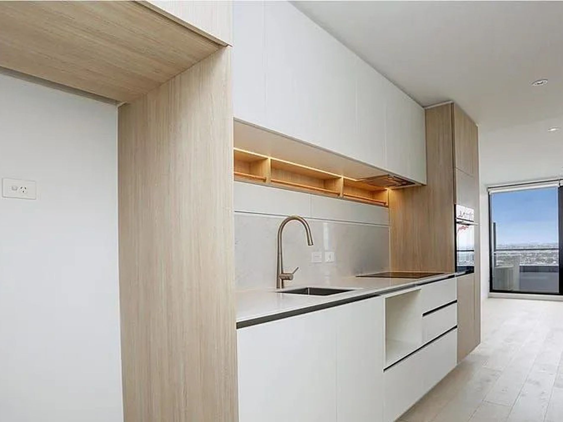 2208 / 40 Hall Street, Moonee Ponds