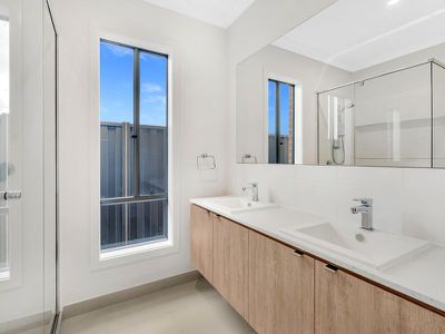 8 Docile Avenue, Clyde