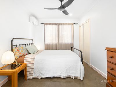 17 Greer Street, Meikleville Hill