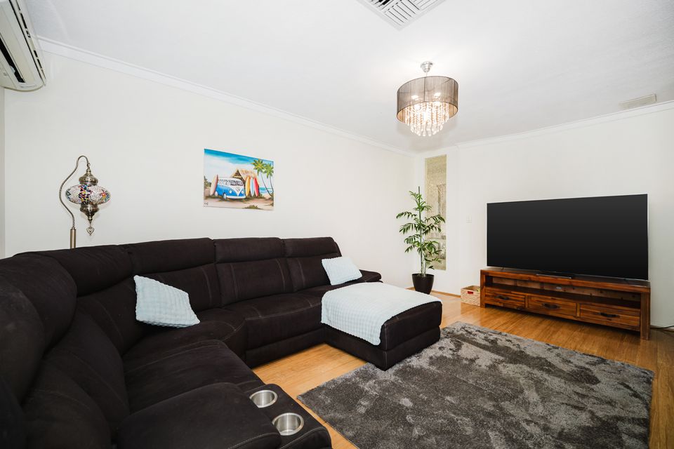 36 Holcombe Road, Warnbro