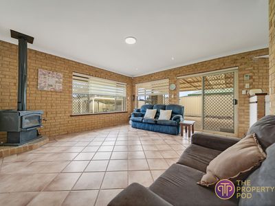 11 Starlet Court, Maddington