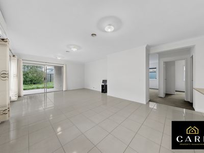 18 Arbourlea Boulevard, Cranbourne North