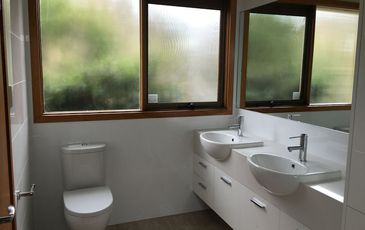11 Leadbetter Rd, Beaconsfield Upper