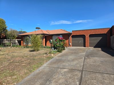 2 Bligh Place, Wyndham Vale