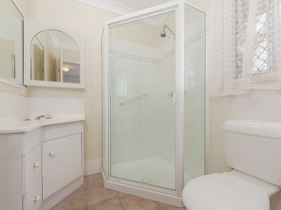 6 McDougall Close, Silkstone