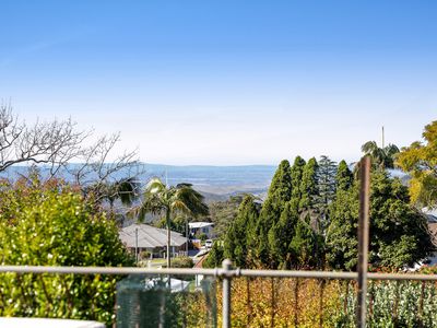 58 Tourist Road, East Toowoomba