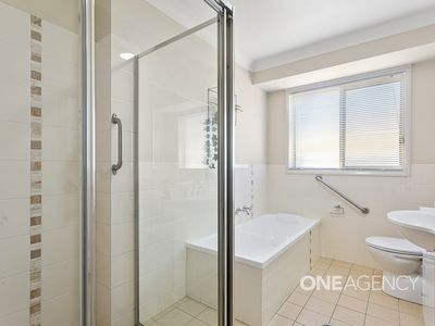 2 Palm Lilly Close, Worrigee