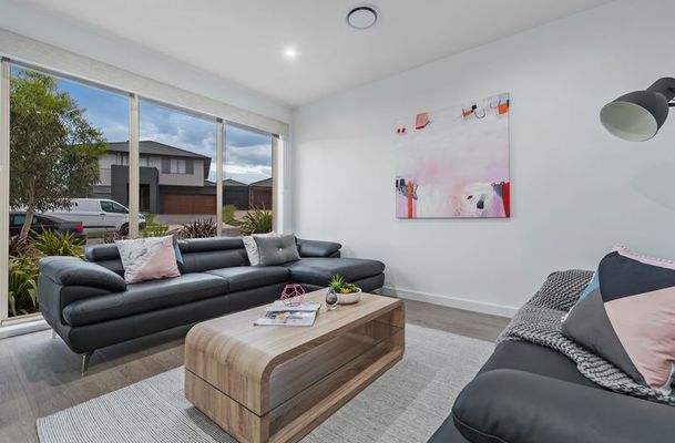 7 Naxos Road, Greenvale