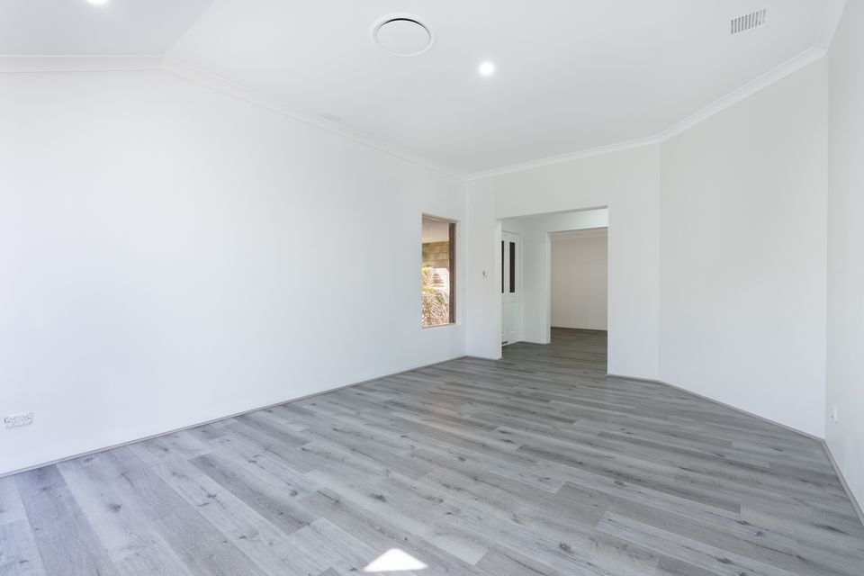 42 Achiever Avenue, Port Kennedy