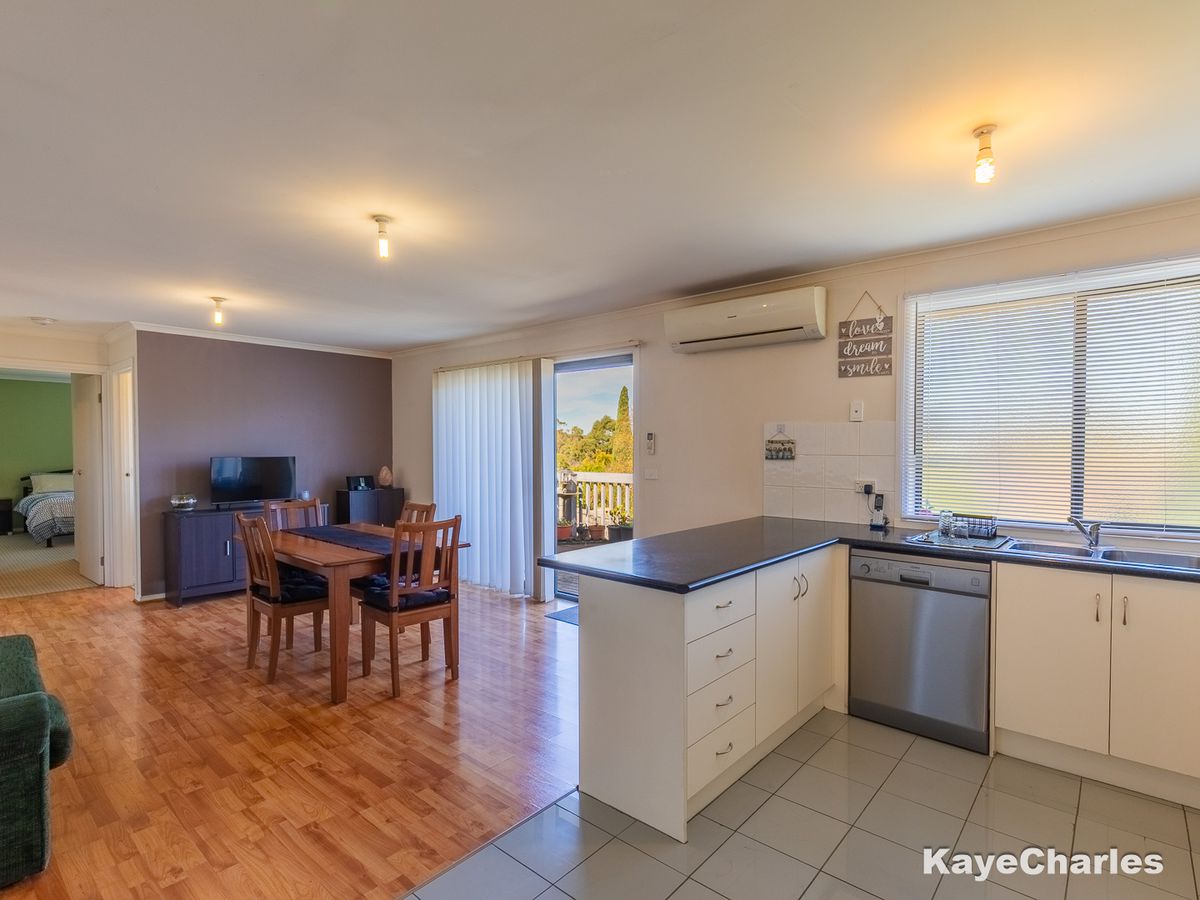 41 Portchester Boulevard, Beaconsfield