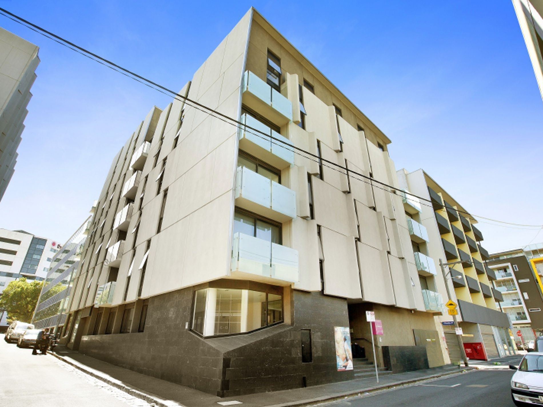 609/6-8 High Street, North Melbourne