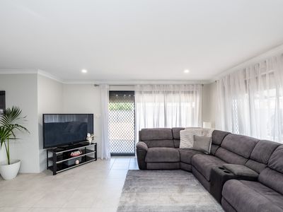 1 Kookynie Loop , Baldivis