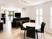 4 University Drive, Robina