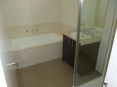 146 Saltwater Promenade, Point Cook