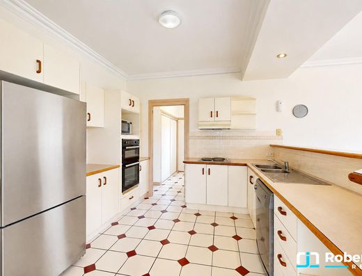A Rare Opportunity on a North-Facing 880m² Block image 7