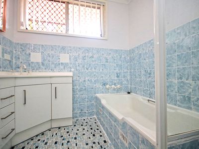 6 / 48 Flora Street, Roselands