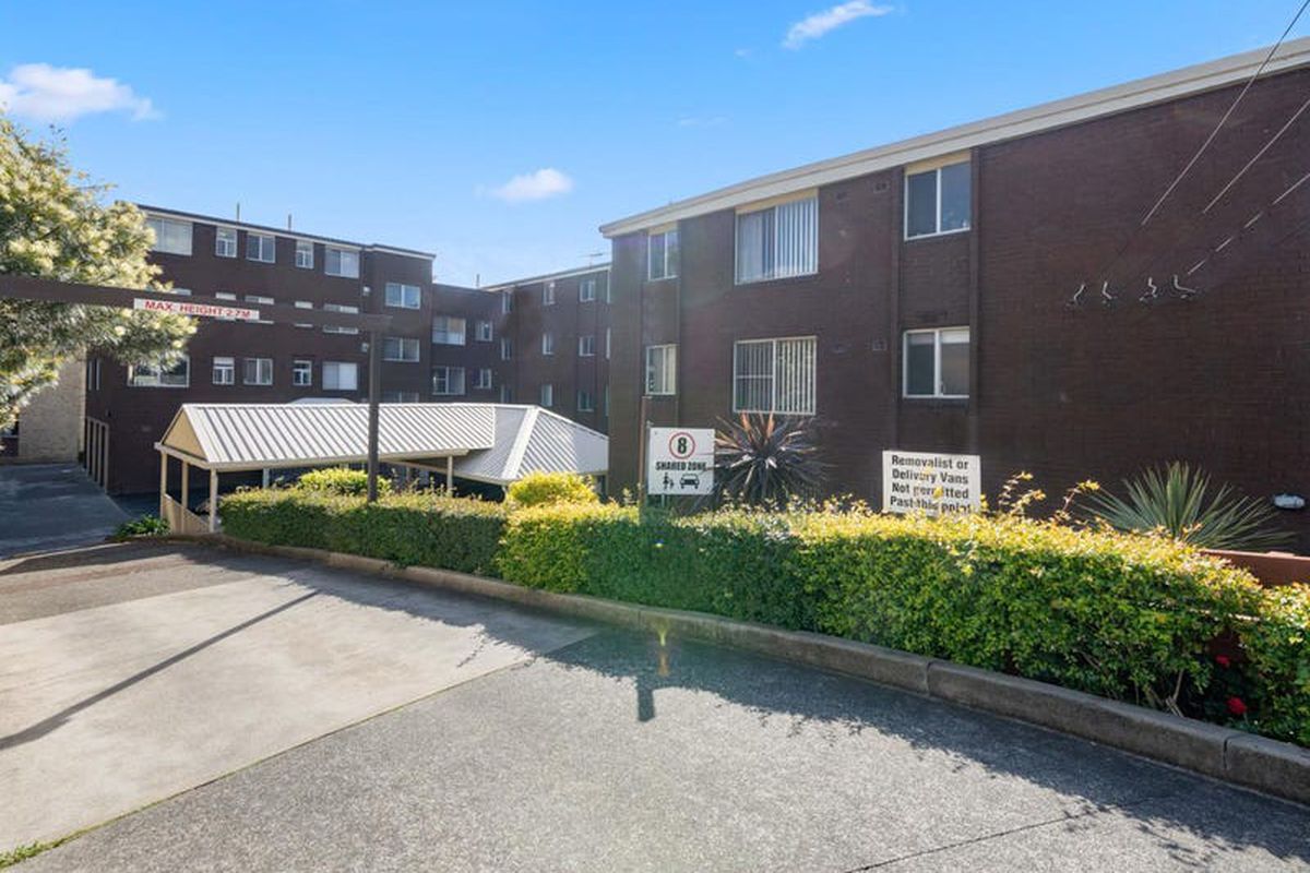 4 / 11 Bortfield Drive, Chiswick