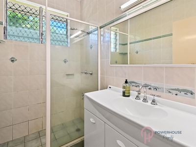 22 Feldt Street, Flying Fish Point