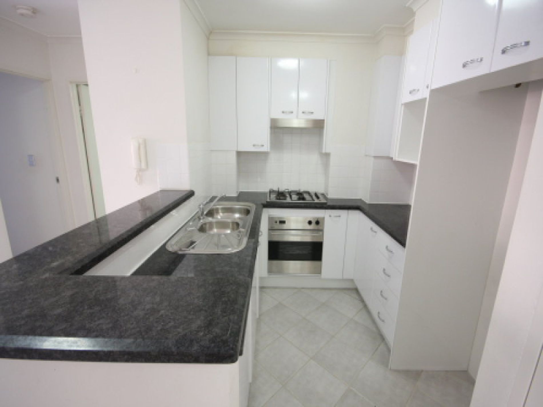 588 / 83-93 Dalmeny Avenue, Rosebery