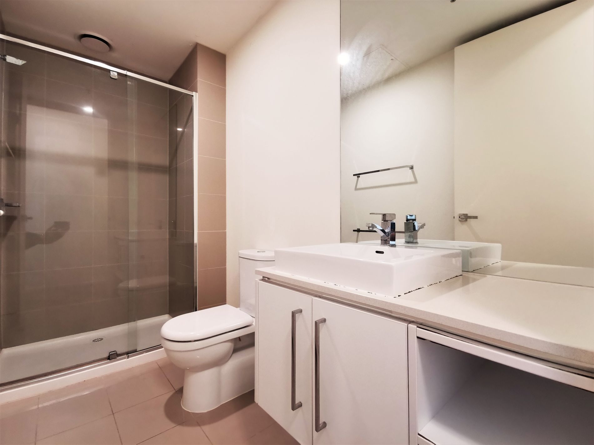 1713 / 25 Therry Street, Melbourne