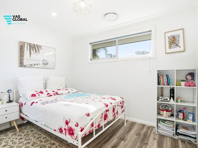 5 / 5 Daphne Close, Kingswood