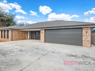 100 Peel Street, Bathurst