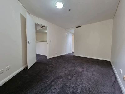 102 / 63 Crown Street, Woolloomooloo