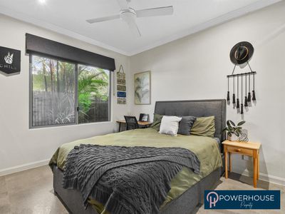 12 Castleton Ent, Smithfield